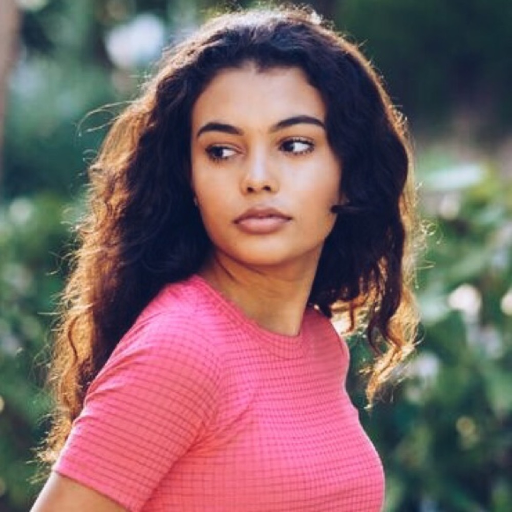 Meet your Posher, Yasmim